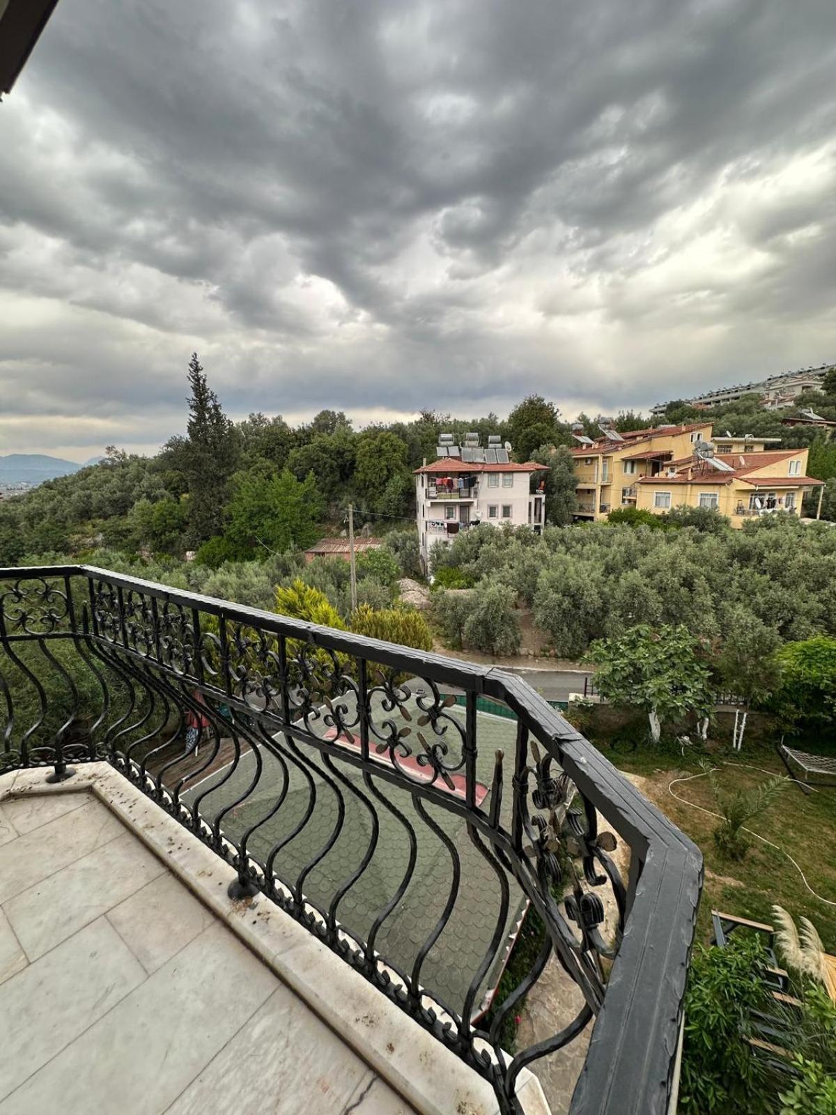 Bed and Breakfast Kampus Garden à Fethiye Extérieur photo