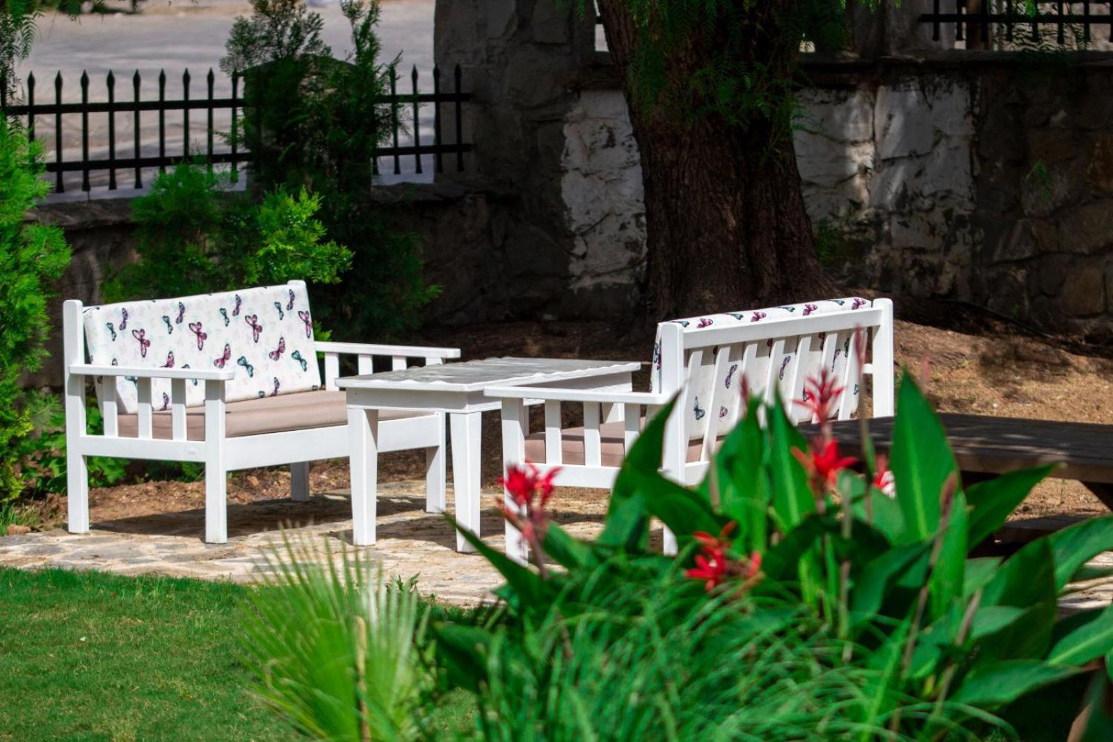 Bed and Breakfast Kampus Garden à Fethiye Extérieur photo