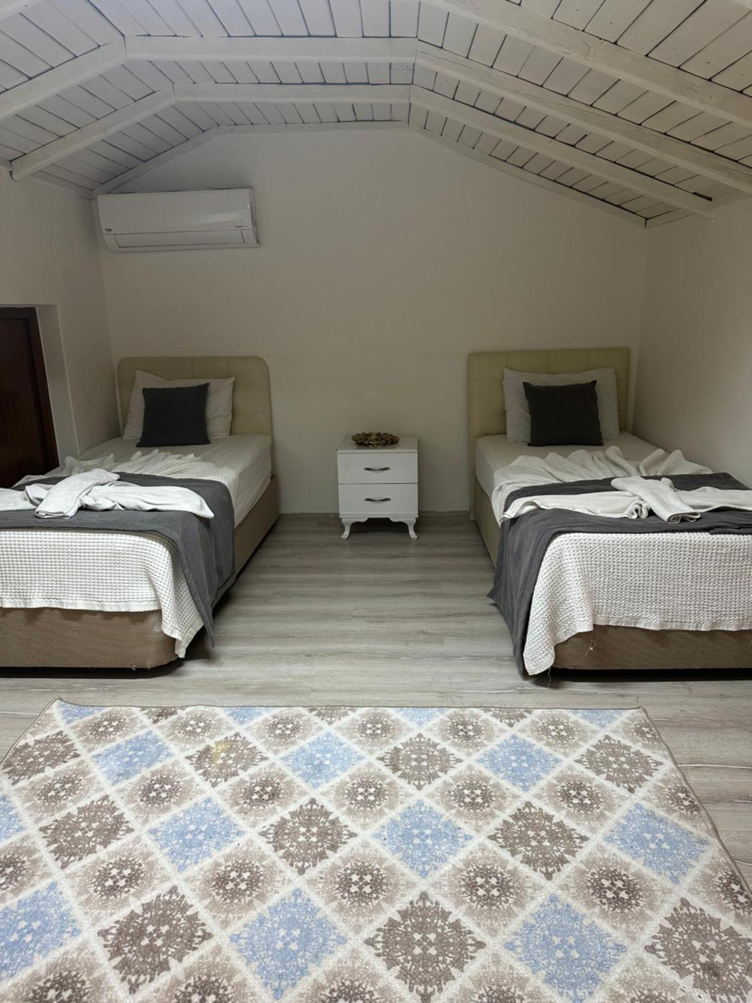 Bed and Breakfast Kampus Garden à Fethiye Extérieur photo