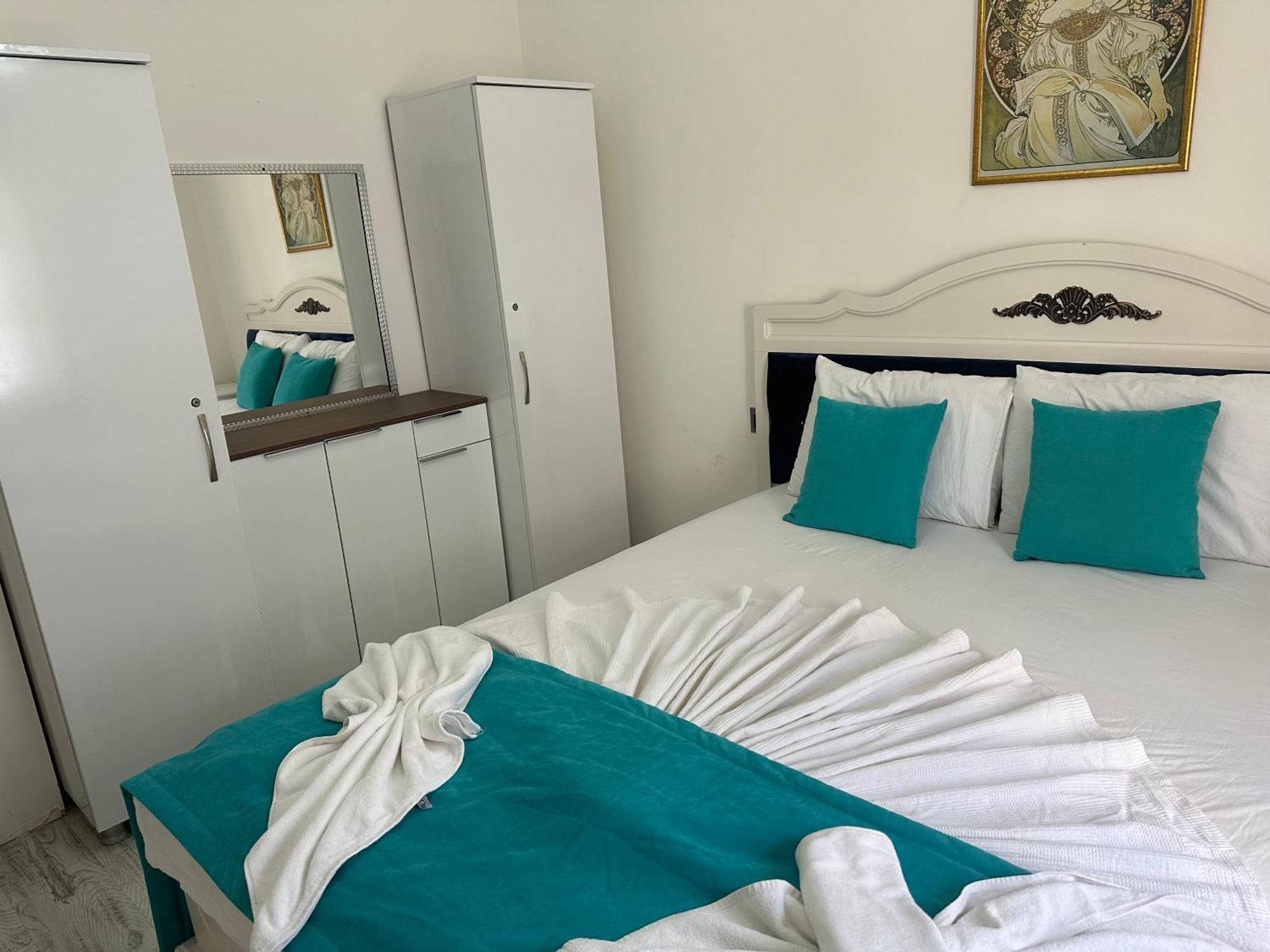 Bed and Breakfast Kampus Garden à Fethiye Extérieur photo